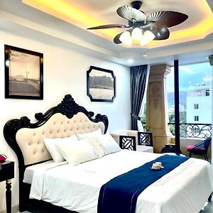 Superior Zimmer mit Kingsize-Bett